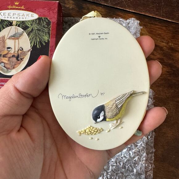 Hallmark 1997 Honored Guests Nature's  Sketchbook Marjolein Bastin Ornament - Picture 5 of 5